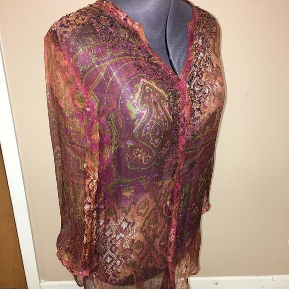 Chico's size 1 (med/8) Sheer button up blouse - Picture 3 of 6